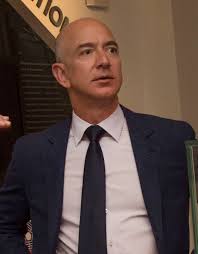Amazon CEO Jeff Bezos alleges that AMI and the National Enquirer have attempted to blackmail him. 