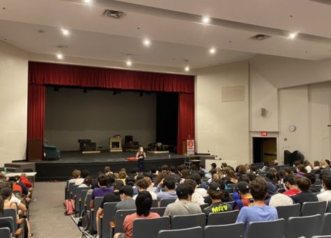 Seniors and juniors gathered in the auditorium for a college session with a guest speaker from UVA. 28 percent of UVAs admitted students applied without testing.
