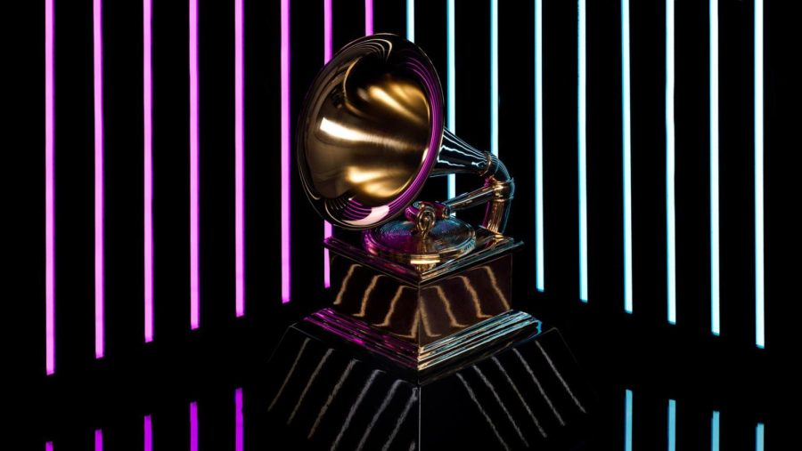 The Gramophone Award is given to the artist with the most votes in each category. 