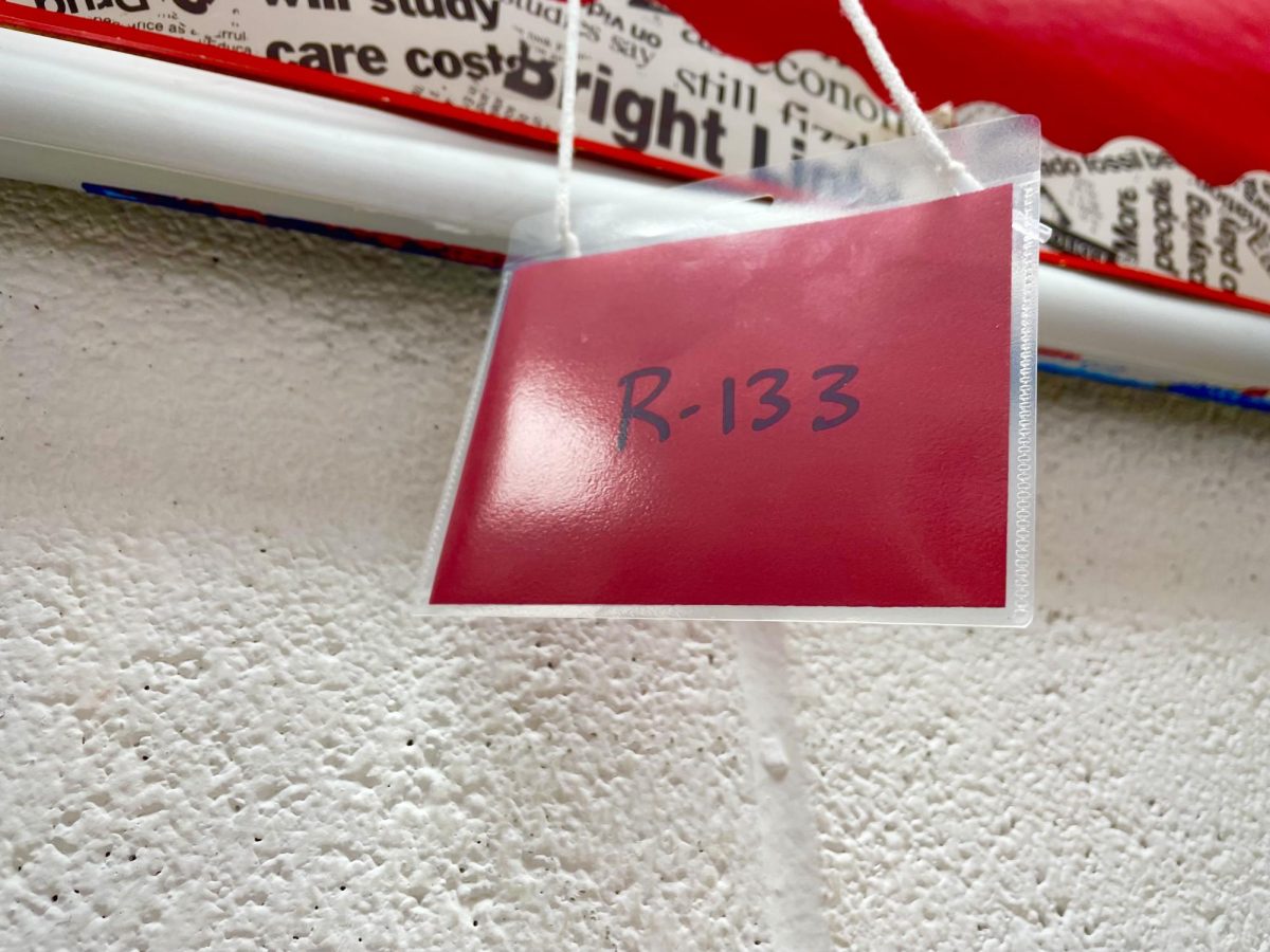 A+McLean+bathroom+pass+hangs+by+the+door+of+a+classroom.+Starting+during+the+2022-2023+school+year%2C+McLean+administration+required+students+to+use+passes+to+go+to+the+bathroom.