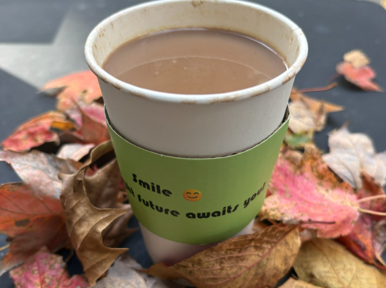 This matcha hot chocolate was a perfect balance of sweetness and earthiness, the flavor of the matcha wasn't overpowering and complemented the chocolate perfectly. 